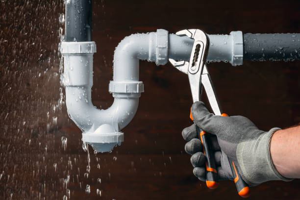 Professional Gas Line Repair technician working in Seekonk, MA